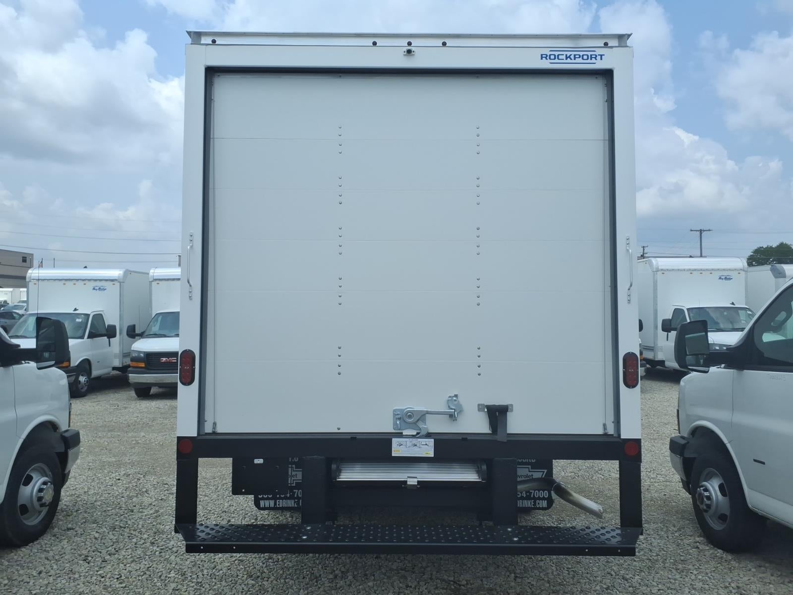 2026 Chevrolet Express Cutaway 4500 2WT