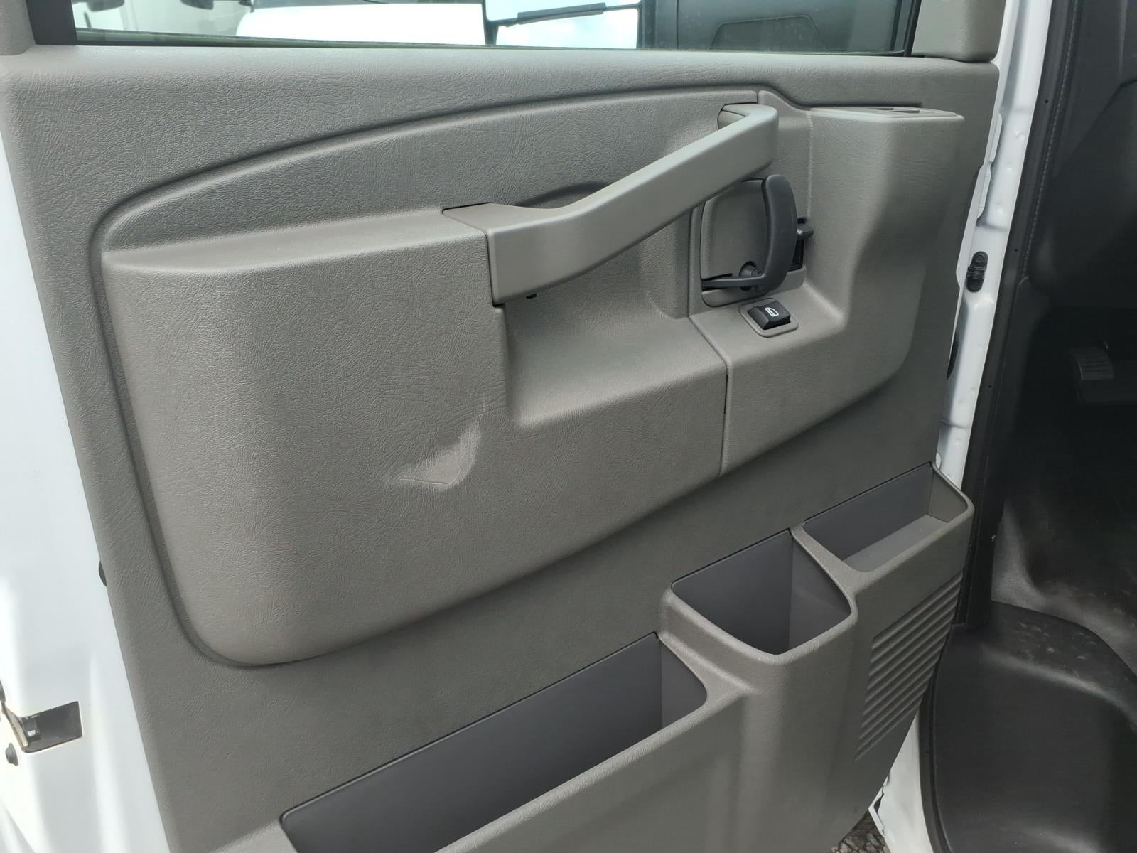 2026 Chevrolet Express Cutaway 4500 2WT