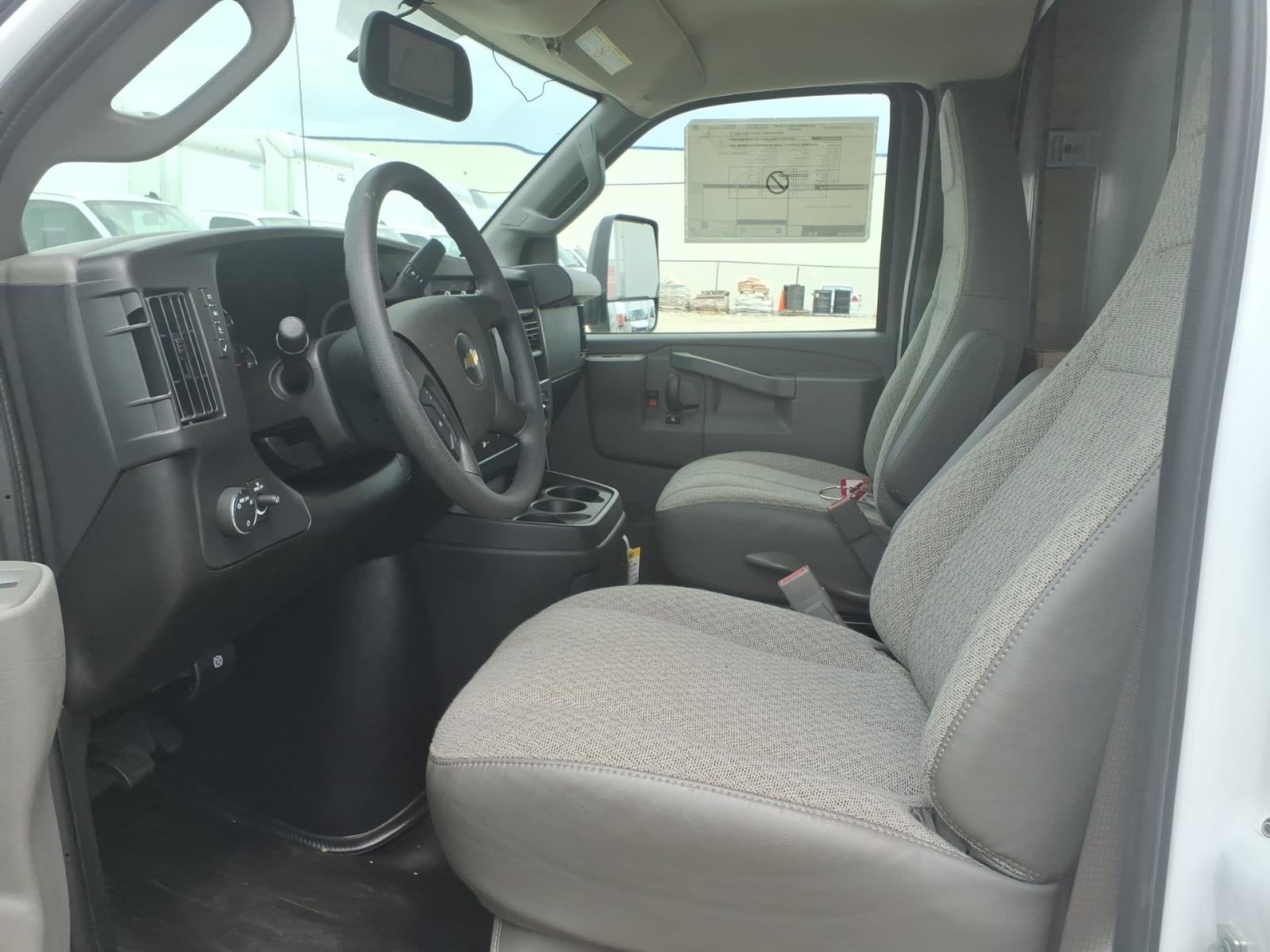 2026 Chevrolet Express Cutaway 4500 2WT
