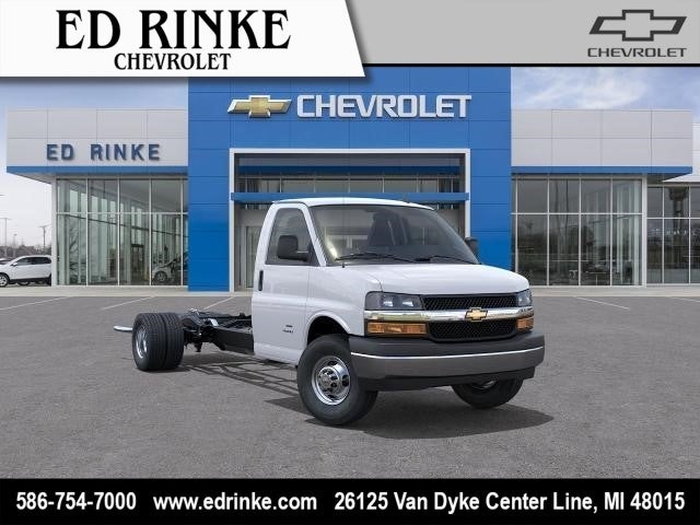 2026 Chevrolet Express 4500 177" WB's photo