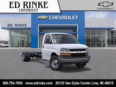2026 Chevrolet Express Cutaway 4500 2WT