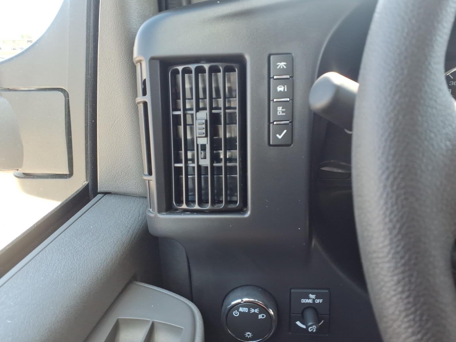 2026 Chevrolet Express Cutaway 4500 2WT