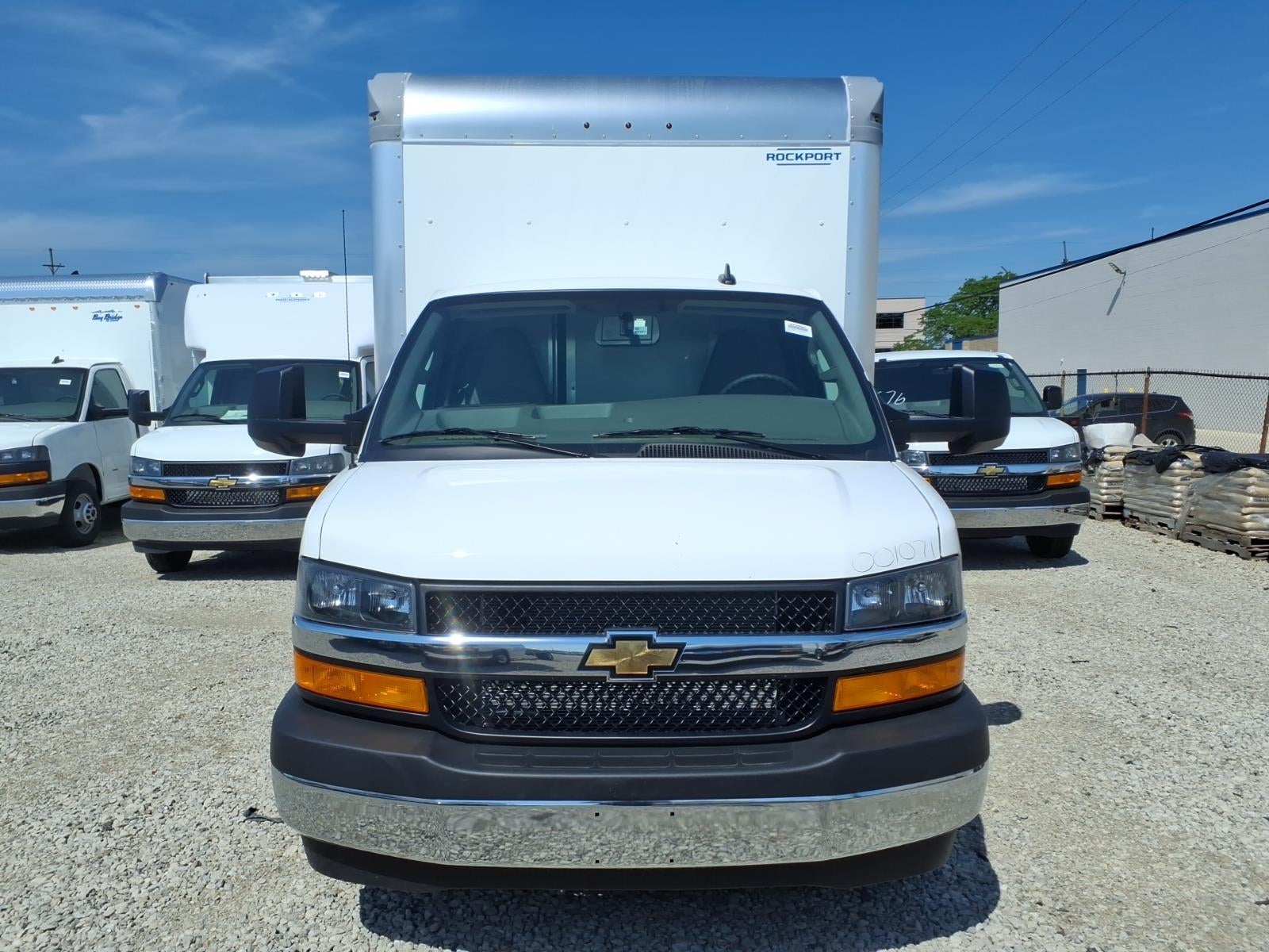 2026 Chevrolet Express Cutaway 4500 2WT