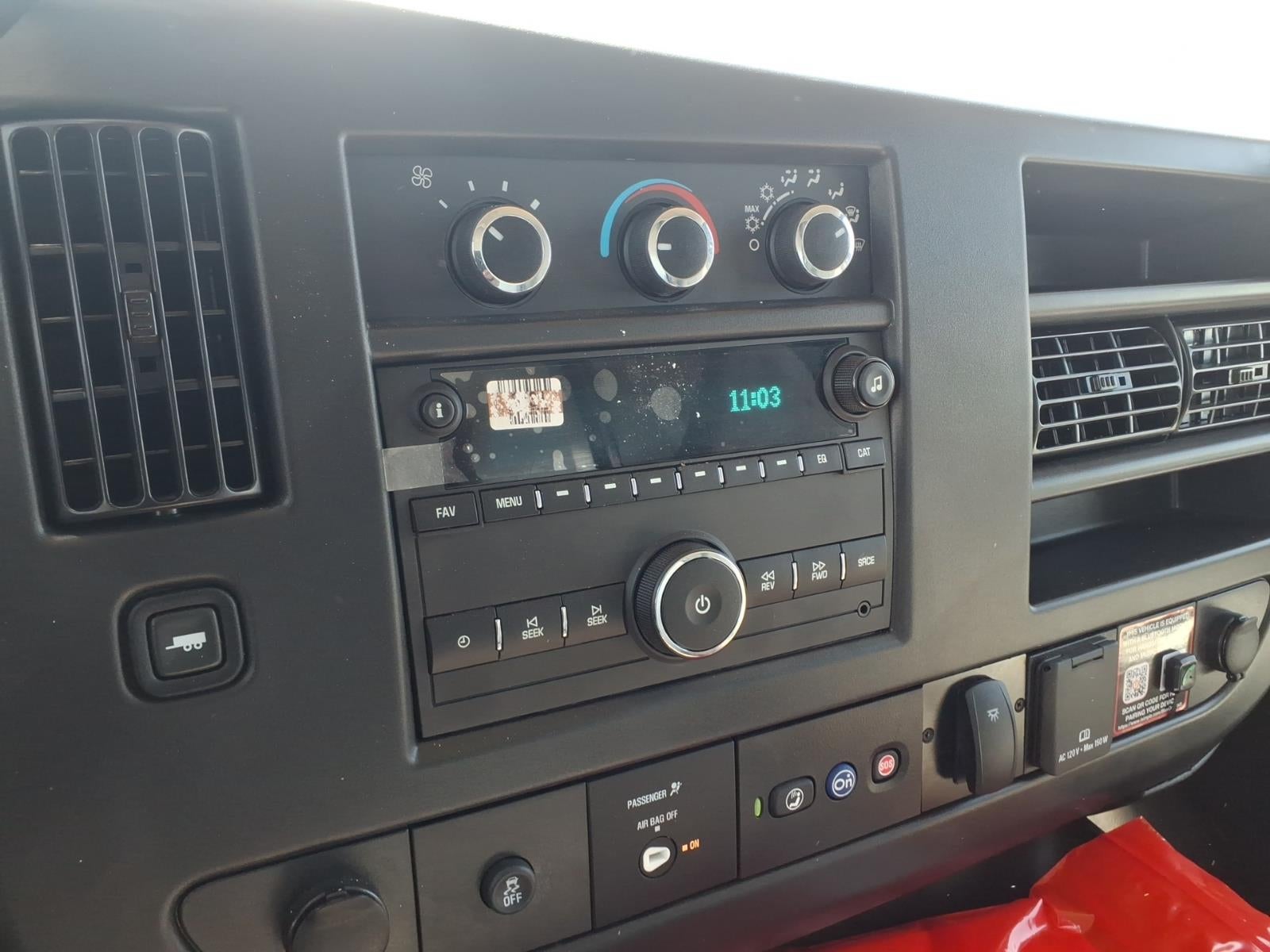 2026 Chevrolet Express Cutaway 4500 2WT