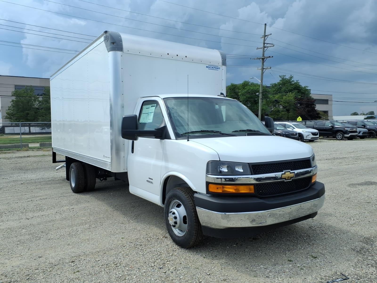2026 Chevrolet Express Cutaway 4500 2WT