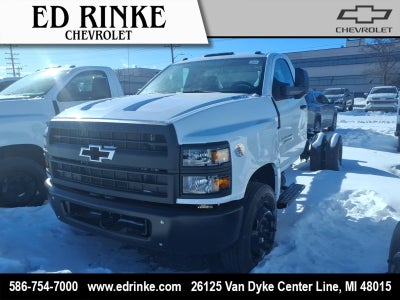 2025 Chevrolet Silverado 5500 HD Work Truck