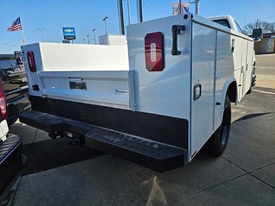 2023 Chevrolet Silverado 5500 HD Work Truck