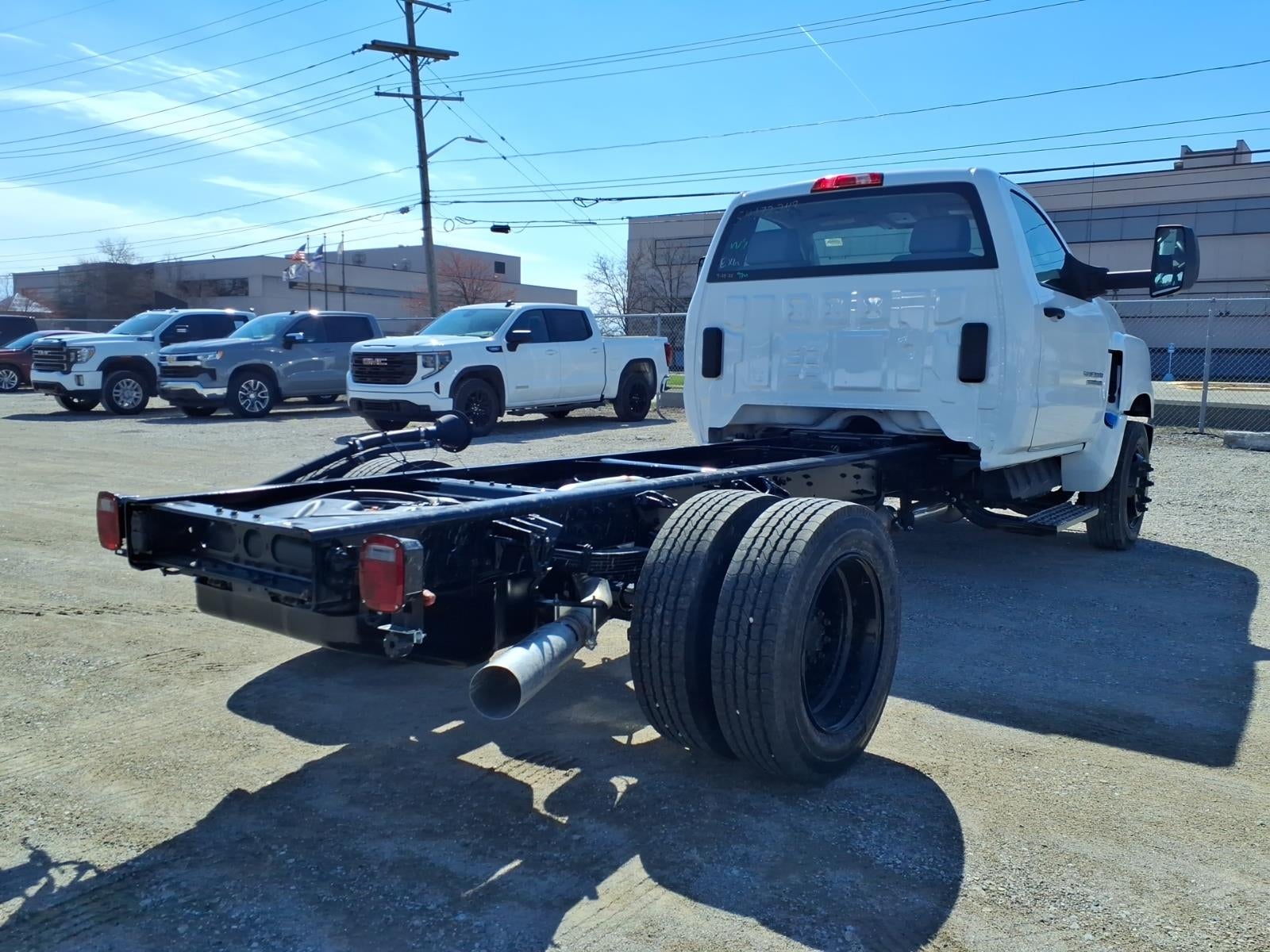 2025 Chevrolet Silverado 5500 HD Work Truck
