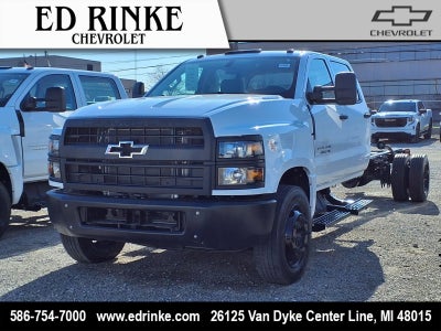 2025 Chevrolet Silverado 5500 HD Work Truck