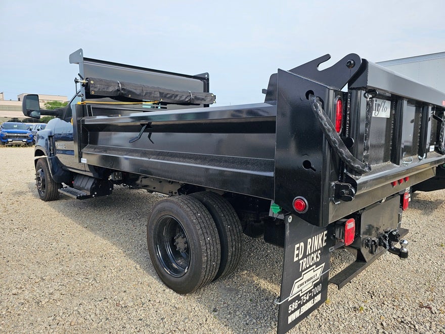 2024 Chevrolet Silverado 5500 HD Work Truck