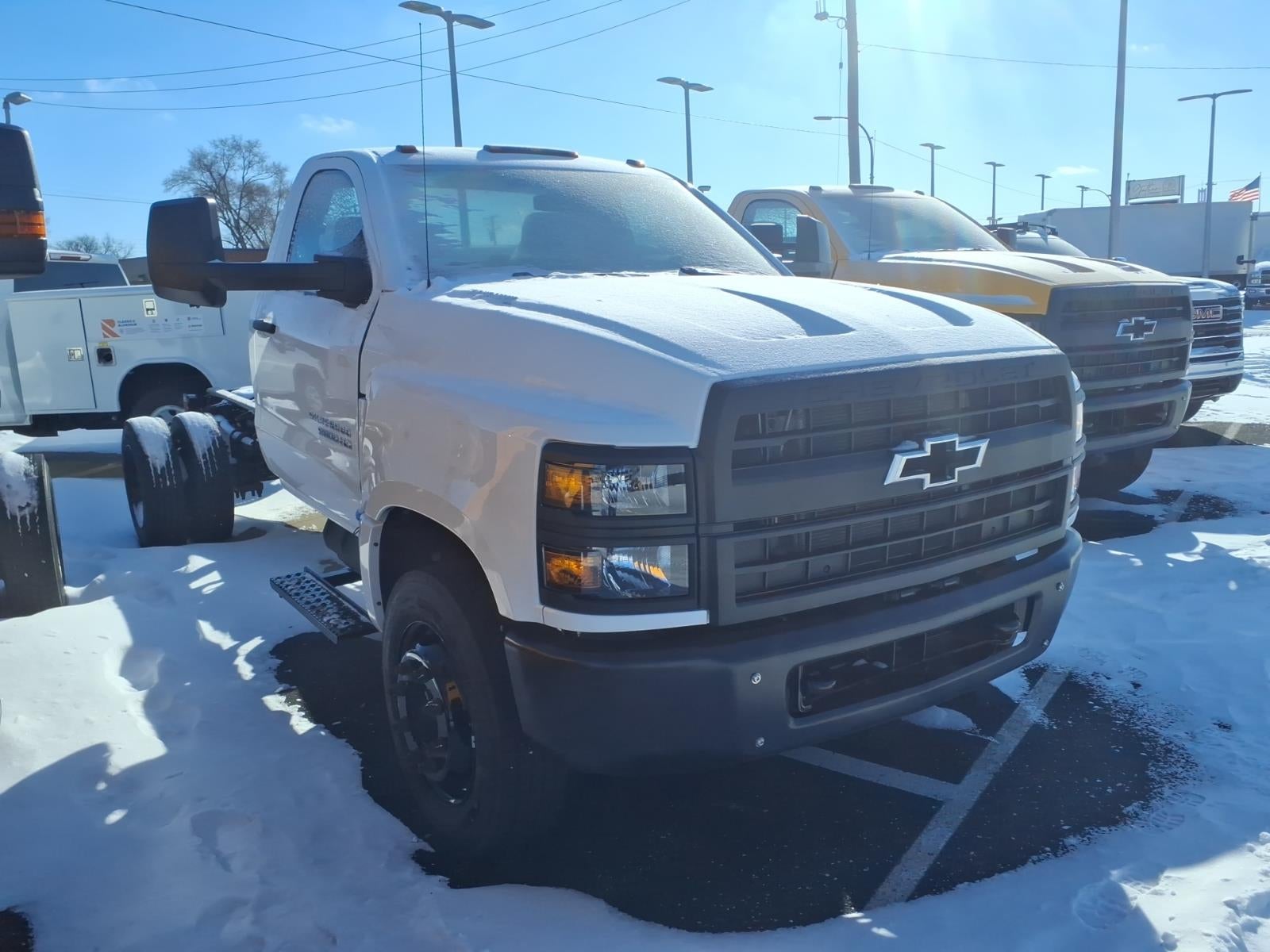 2024 Chevrolet Silverado 5500 HD Work Truck