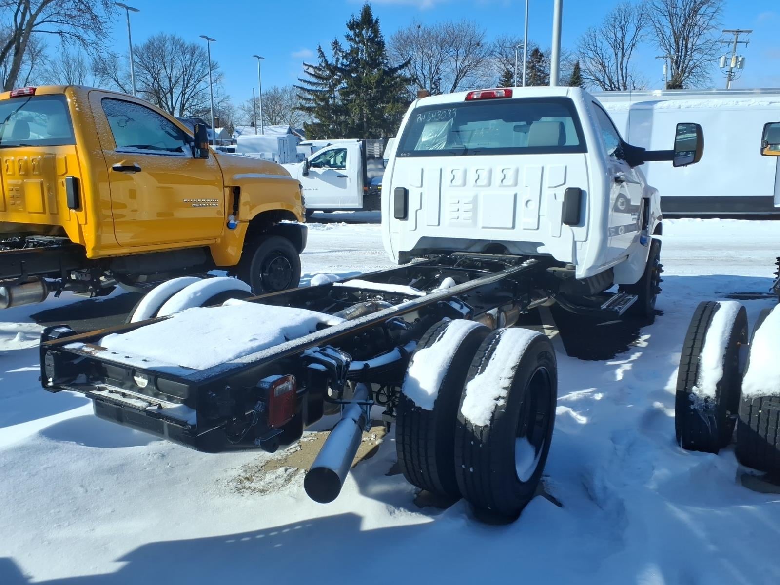 2024 Chevrolet Silverado 5500 HD Work Truck