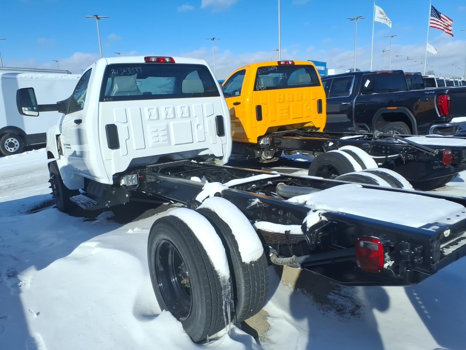 2024 Chevrolet Silverado 5500 HD Work Truck