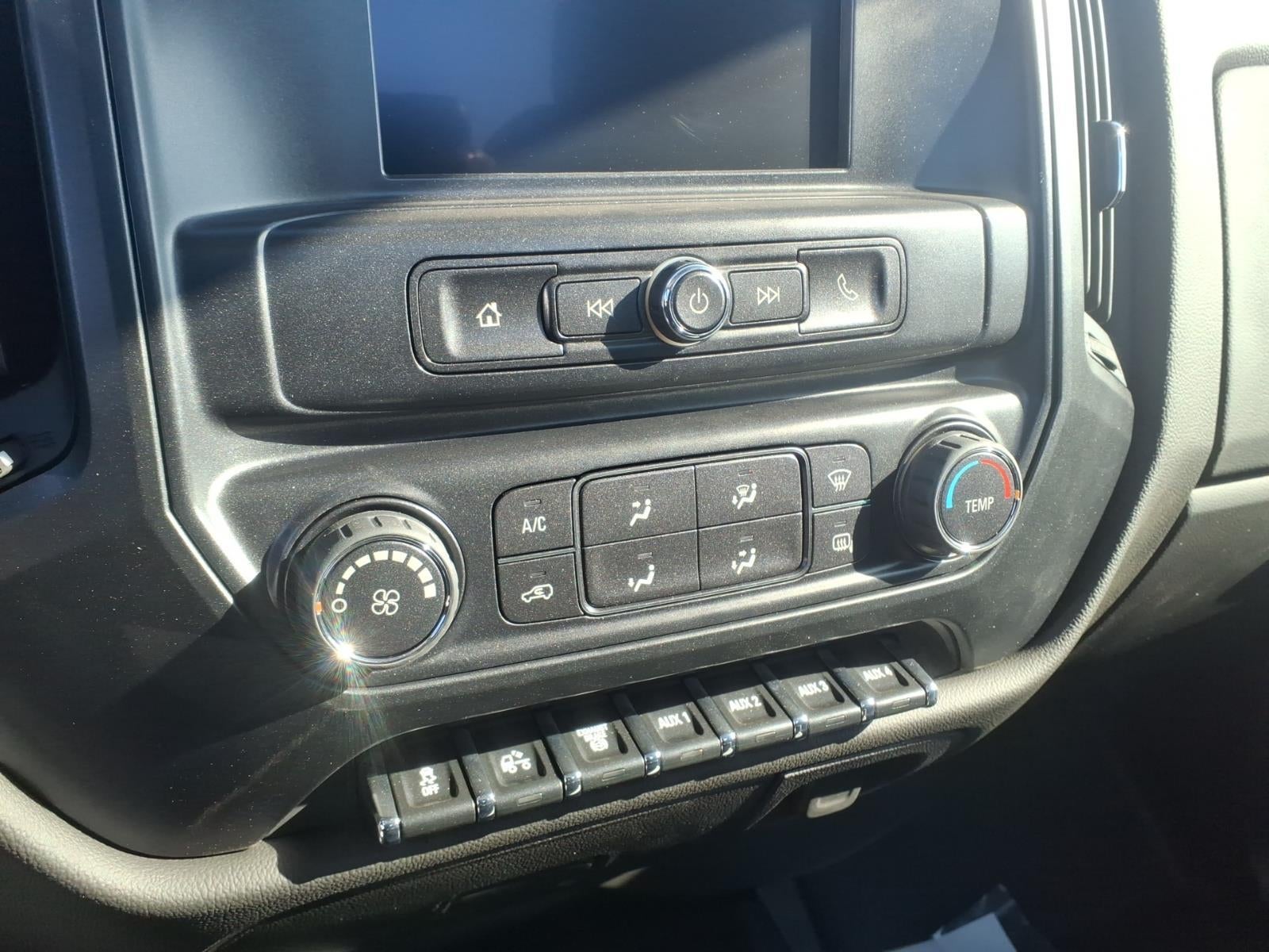 2025 Chevrolet Silverado 6500 HD Work Truck