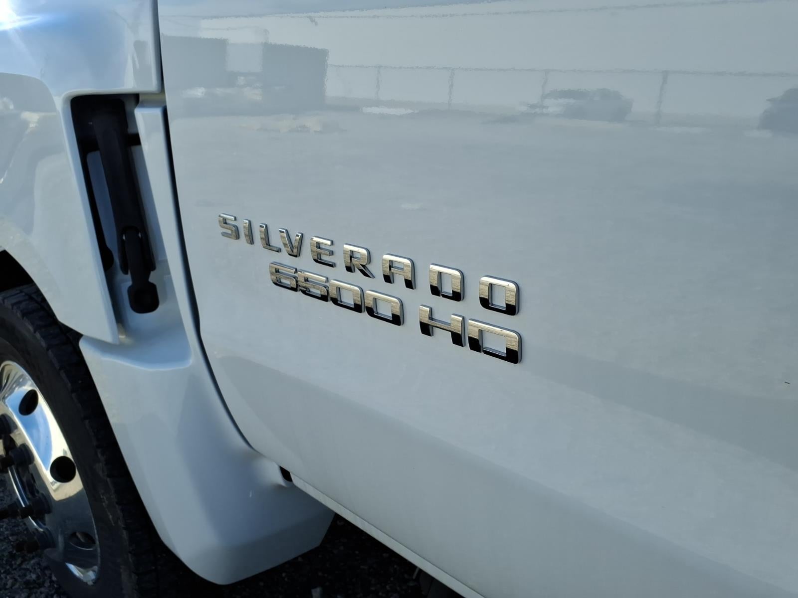 2024 Chevrolet Silverado 6500 HD Work Truck