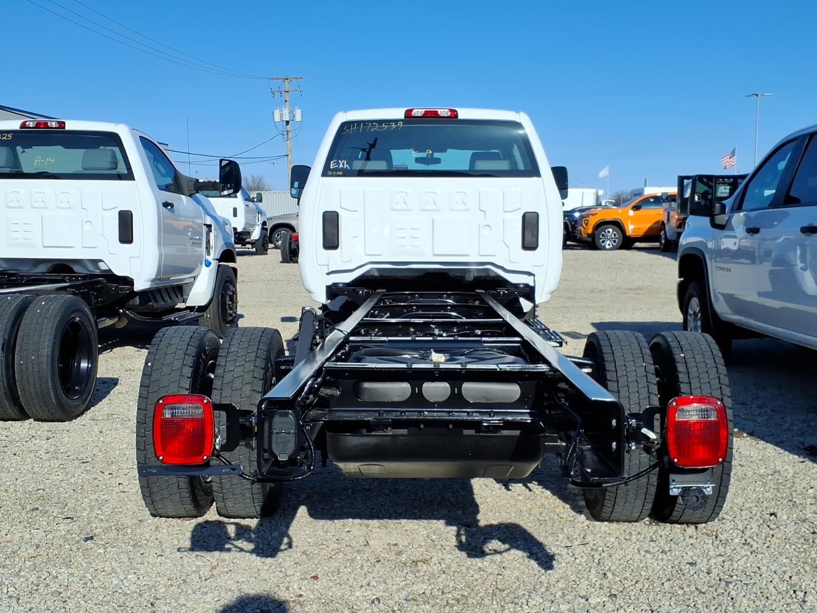 2025 Chevrolet Silverado 6500 HD Work Truck