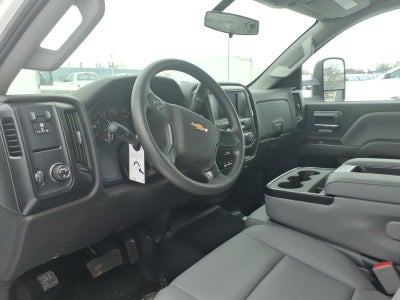2025 Chevrolet Silverado 6500 HD Work Truck