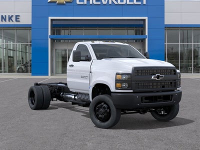 2025 Chevrolet Silverado 5500 HD Work Truck
