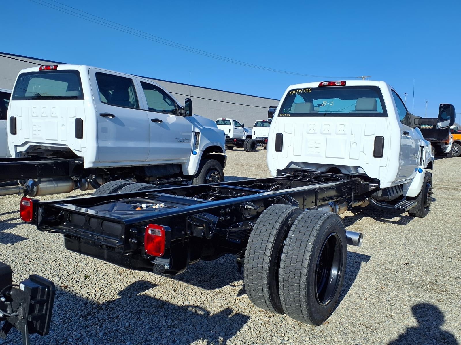 2025 Chevrolet Silverado 6500 HD Work Truck