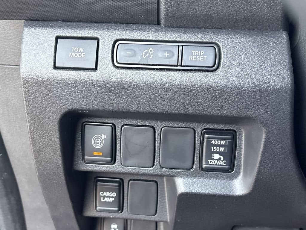 2023 Nissan Frontier Crew Cab SV 4x2