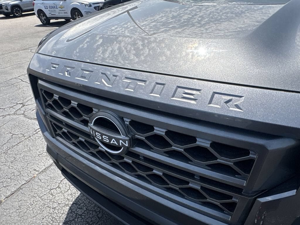 2023 Nissan Frontier Crew Cab SV 4x2