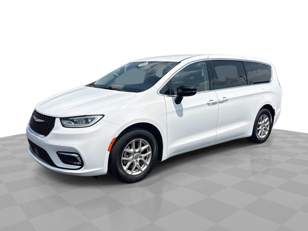2024 Chrysler Pacifica
