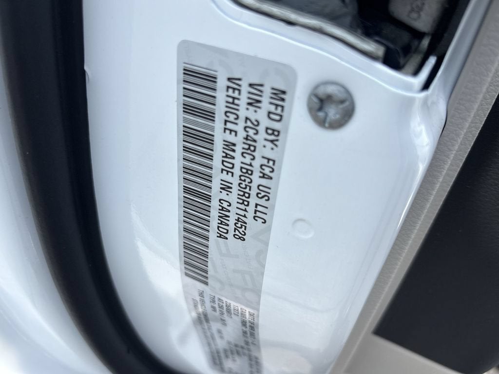 2024 Chrysler Pacifica Touring L