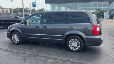 2016 Chrysler Town & Country Limited