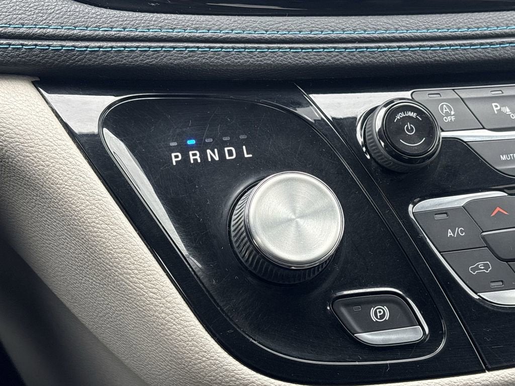 2021 Chrysler Pacifica Touring L - Photo 15