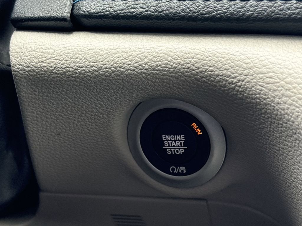 2021 Chrysler Pacifica Touring L - Photo 16