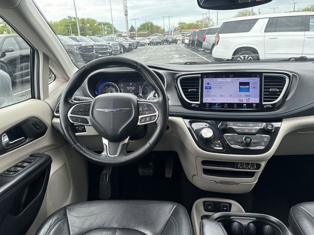 2021 Chrysler Pacifica Touring L - Photo 19