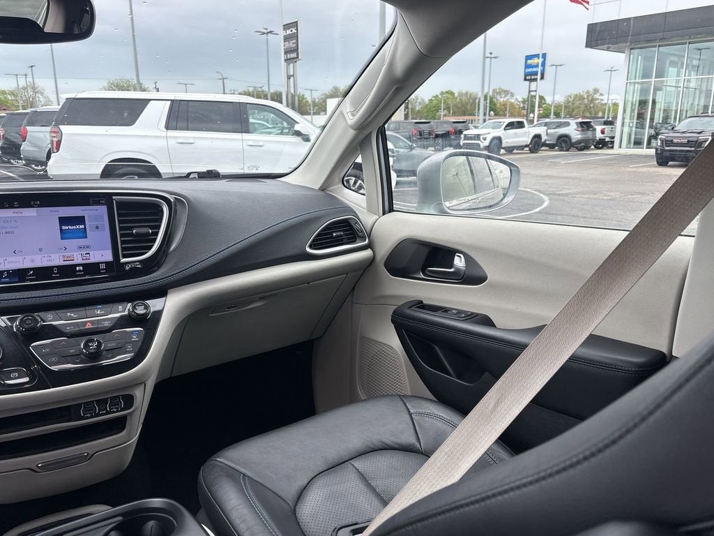 2021 Chrysler Pacifica Touring L - Photo 21