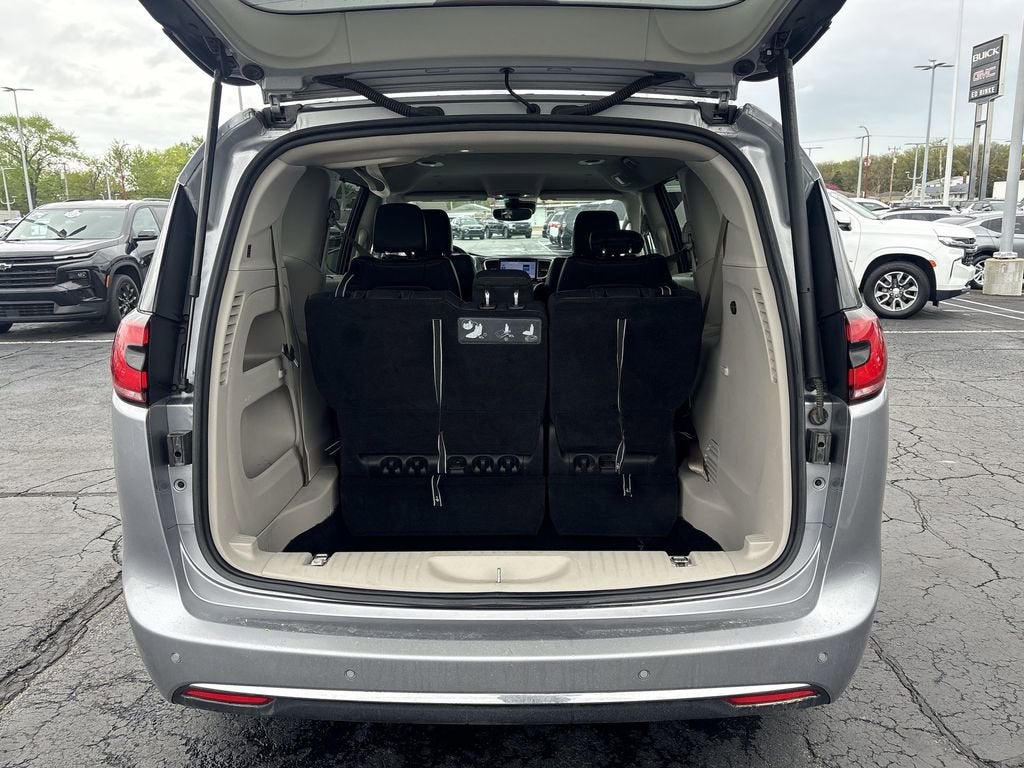 2021 Chrysler Pacifica Touring L - Photo 25
