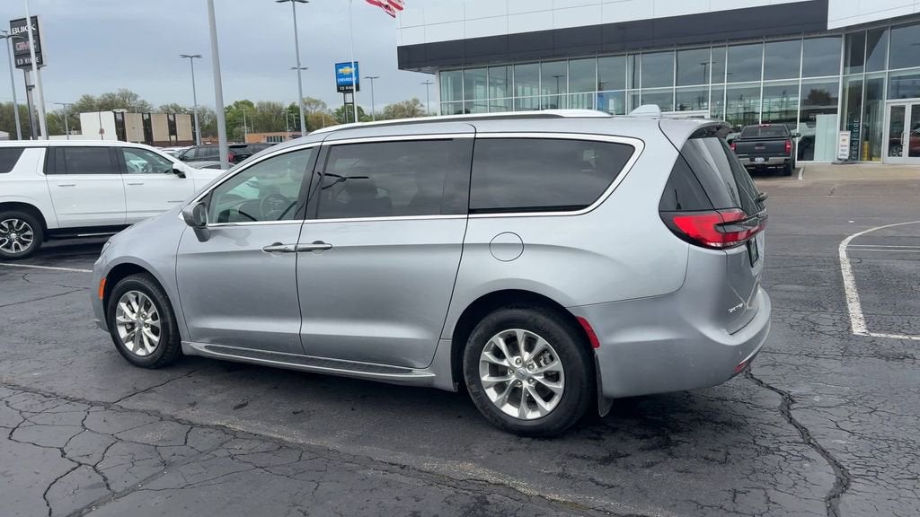 2021 Chrysler Pacifica Touring L - Photo 6