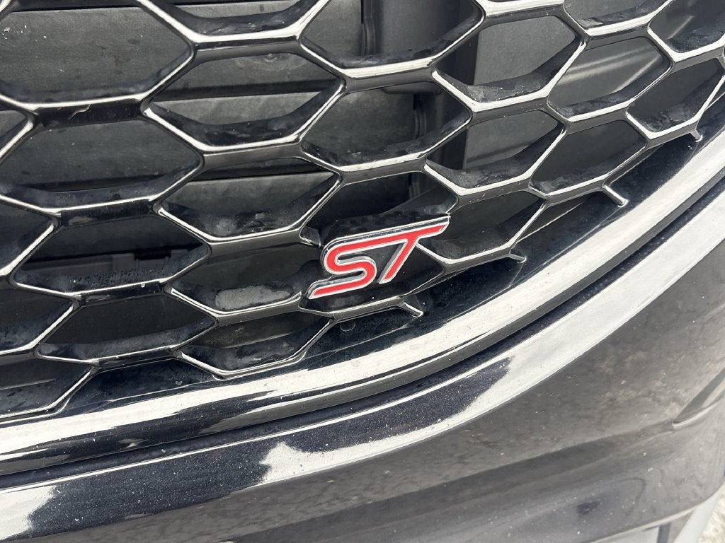 2019 Ford Edge ST