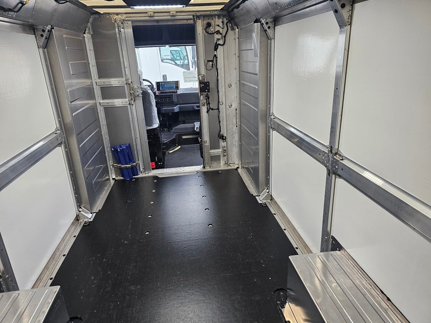 2025 Chevrolet BrightDrop 400 FWD 400