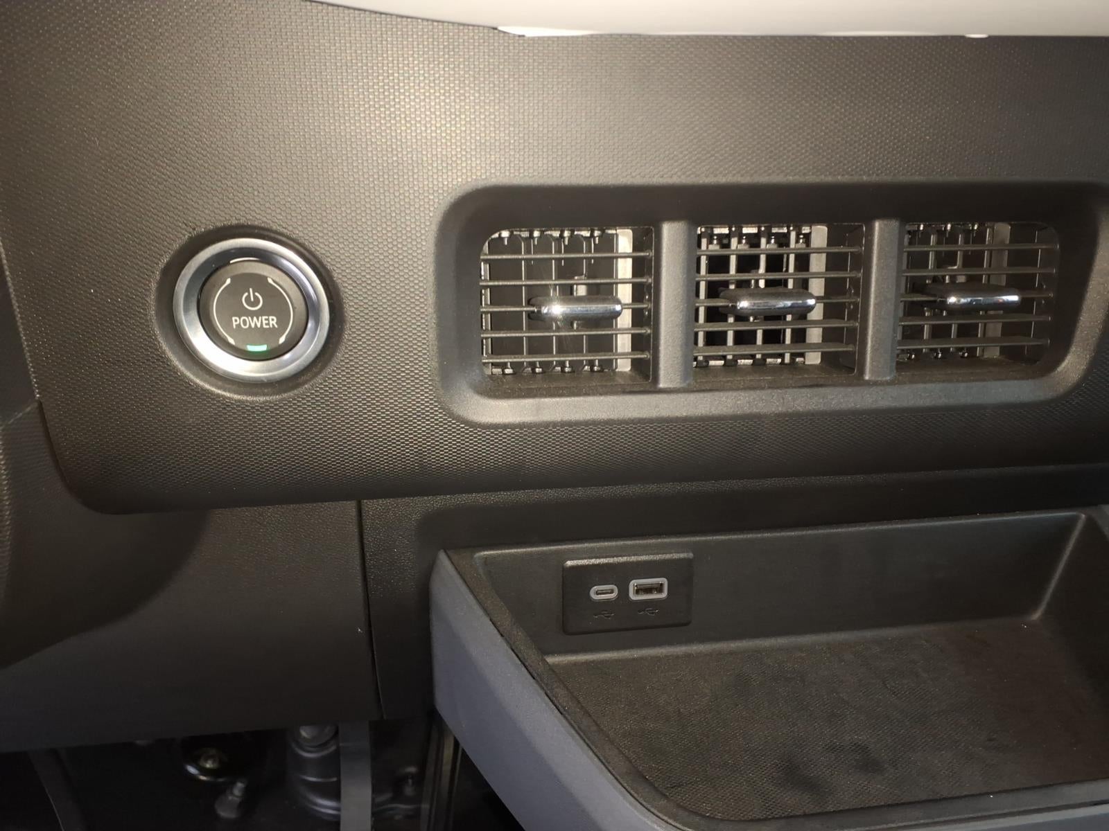 2025 Chevrolet BrightDrop 400 FWD 400