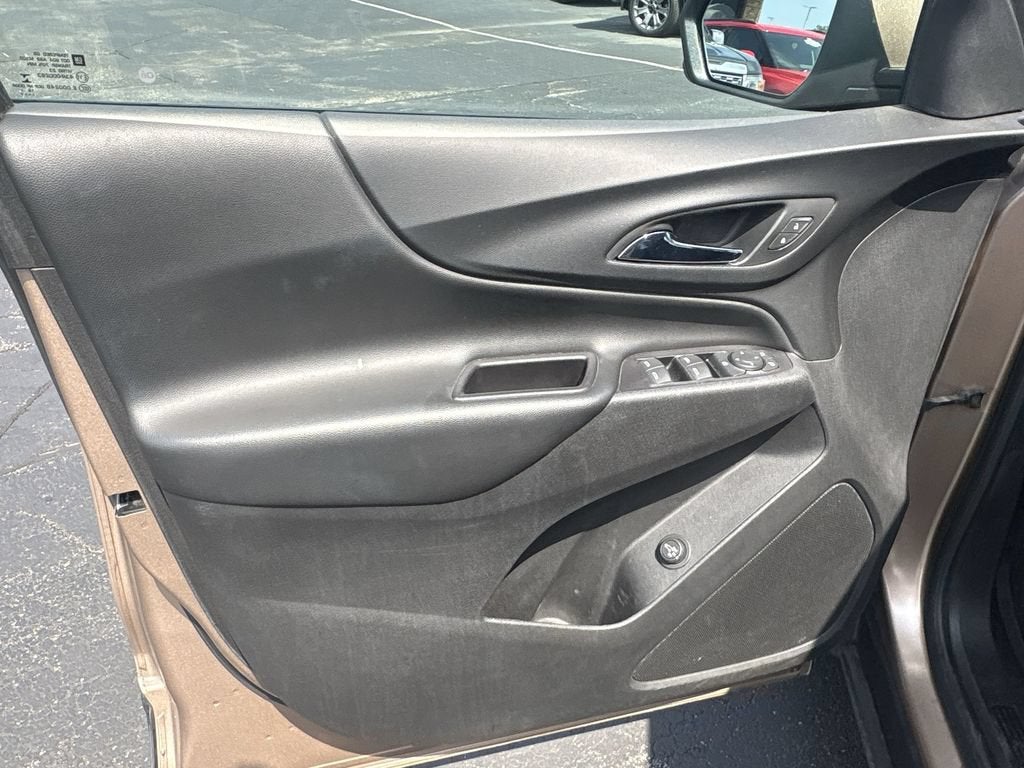 2019 Chevrolet Equinox LT - Photo 21