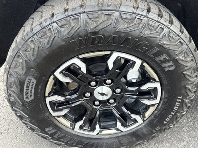2024 Chevrolet Silverado 1500 ZR2