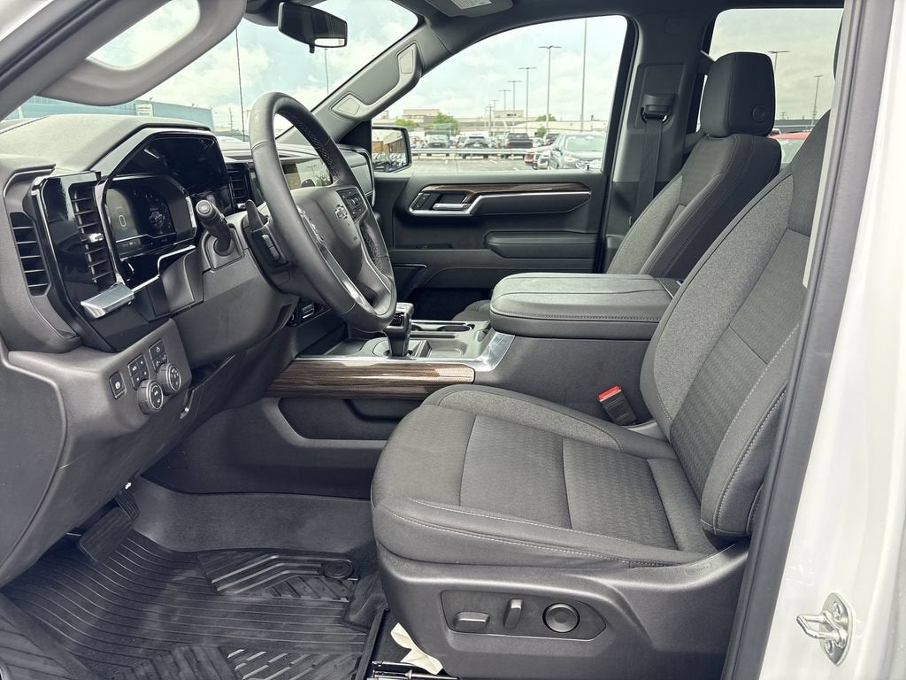 2025 Chevrolet Silverado 1500 LT Trail Boss