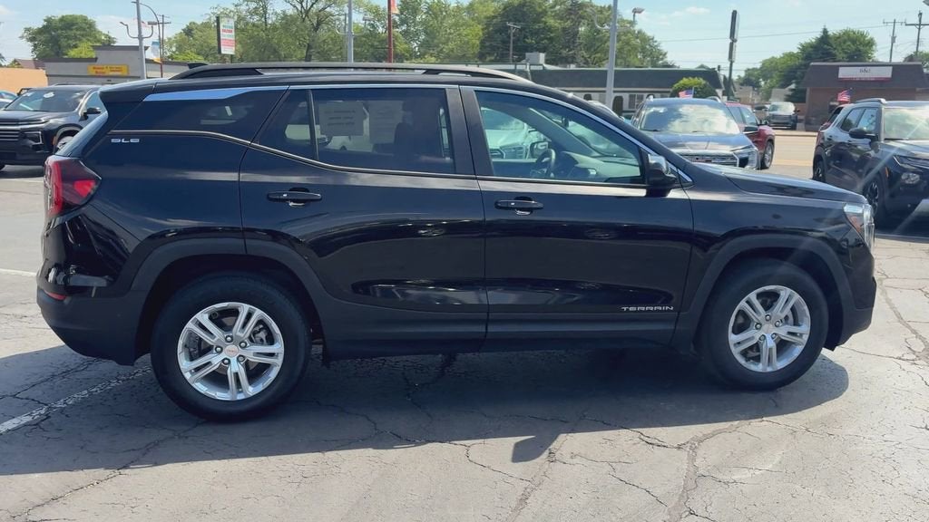 2024 GMC Terrain SLE