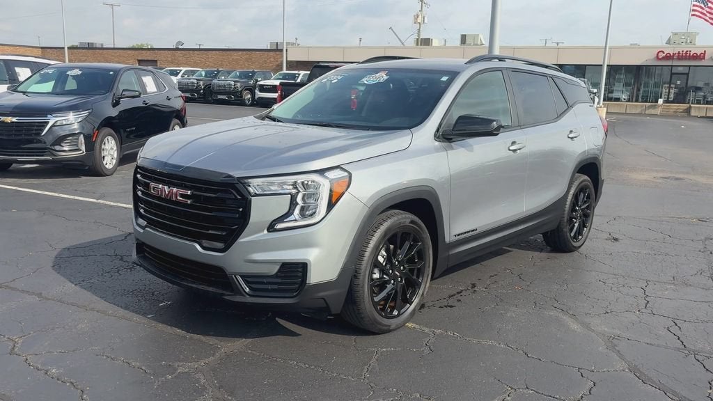2024 GMC Terrain SLE