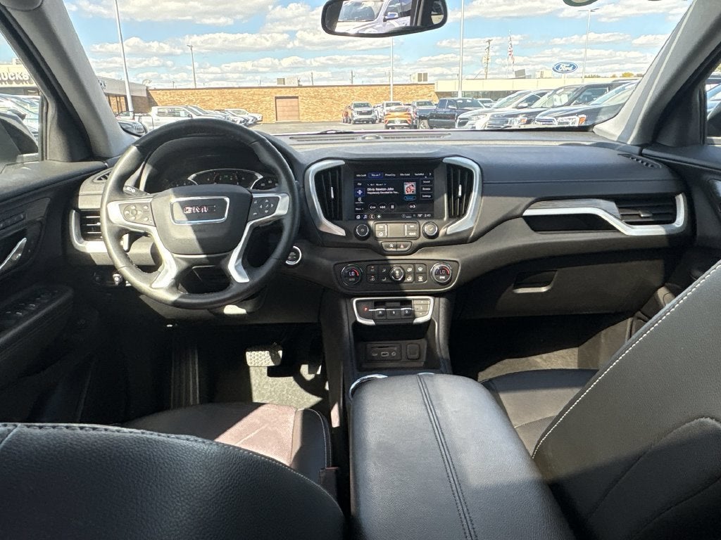 2023 GMC Terrain SLT