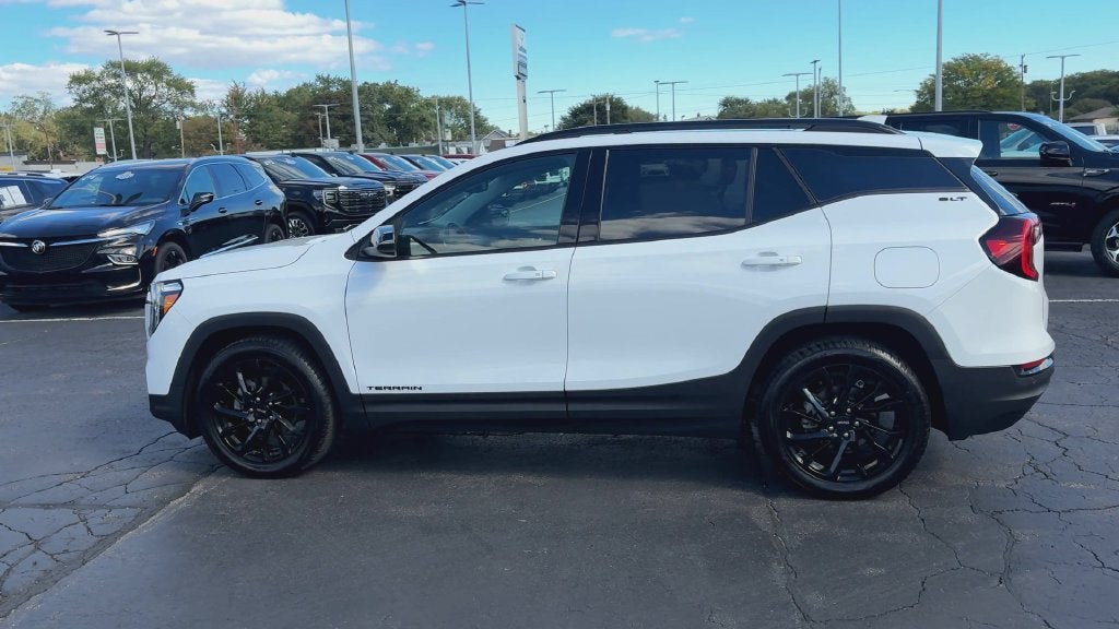 2023 GMC Terrain SLT