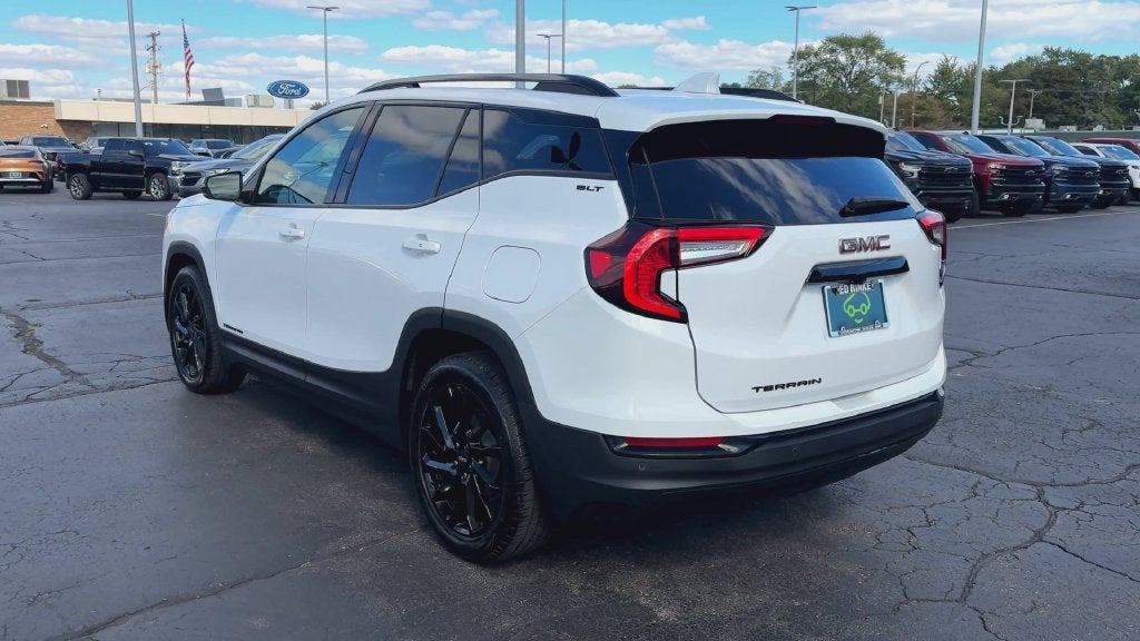 2023 GMC Terrain SLT