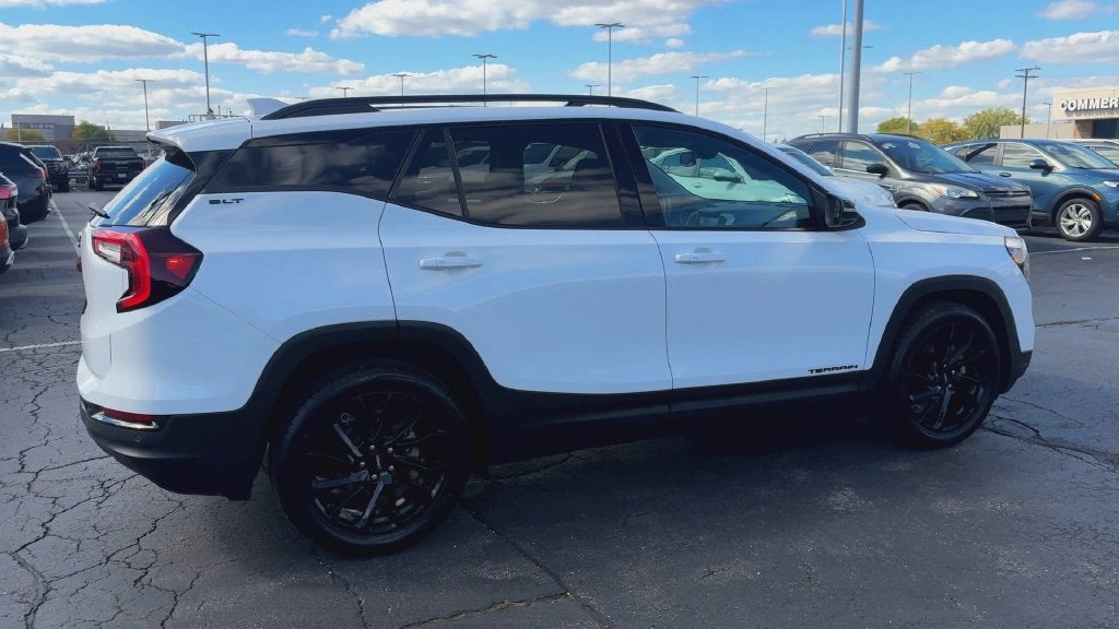 2023 GMC Terrain SLT