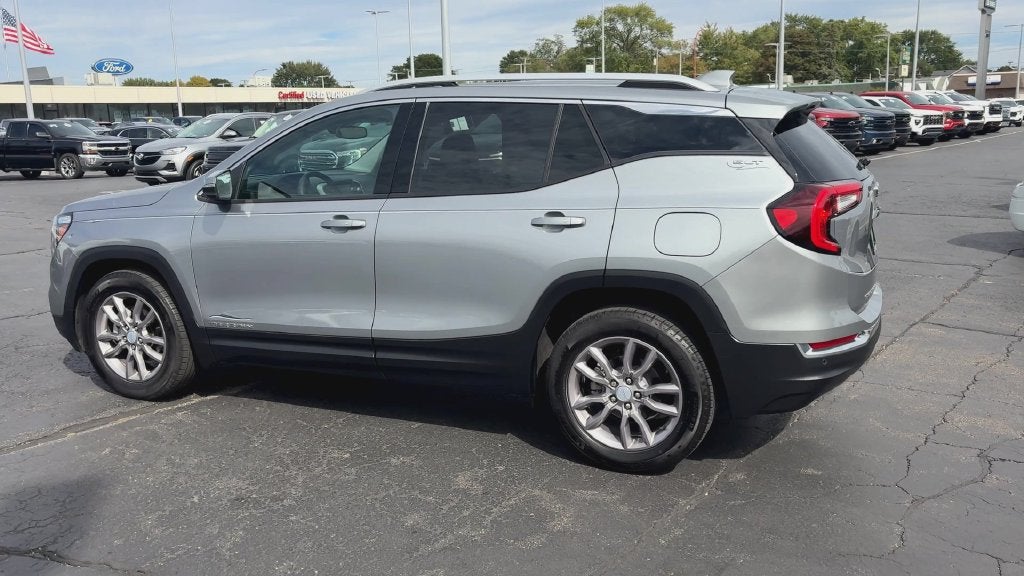 2024 GMC Terrain SLT