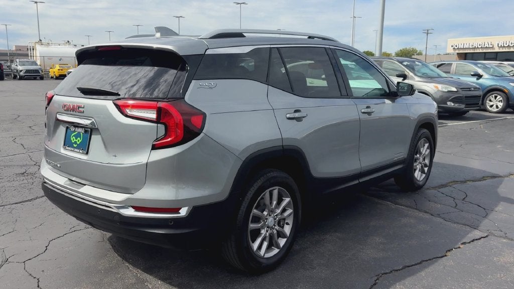 2024 GMC Terrain SLT