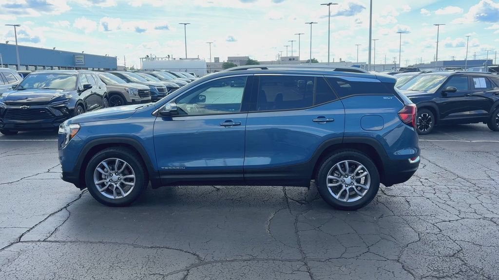 2024 GMC Terrain SLT