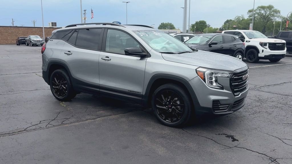 2023 GMC Terrain SLE